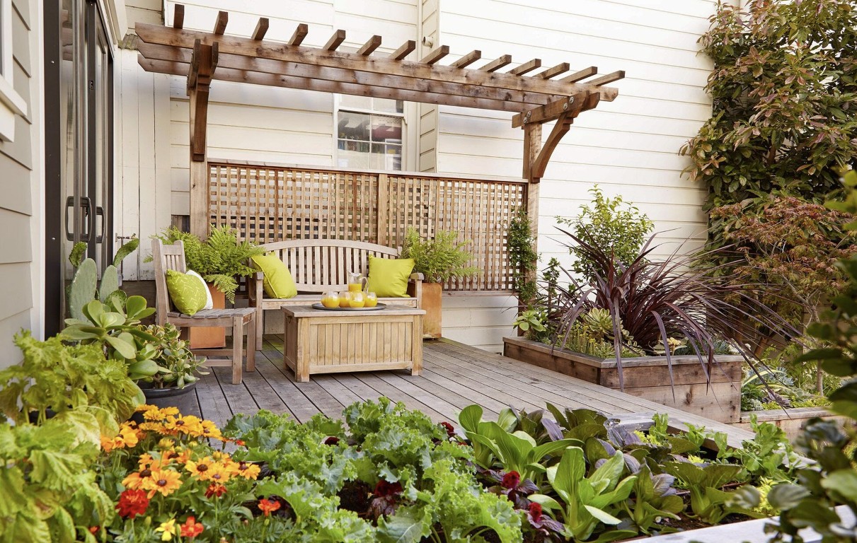 Commercial landscaping and outdoor living space design in Channelview, TX